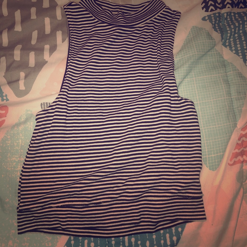 Maroon and black striped slight crop shirt